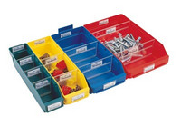 Regalkästen aus Kunststoff